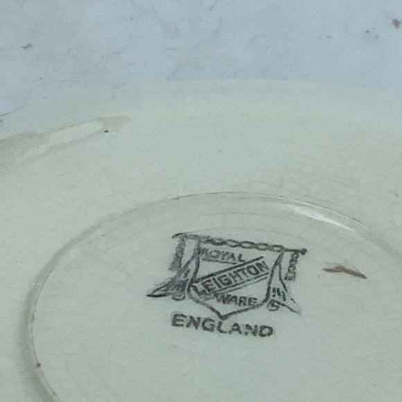 Vintage Royal Leighton Ware England Roses Teacup and Saucer - Picture 9 of 9